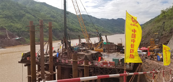參與一帶一路重大項目 山河智能旋挖鉆揚(yáng)名阿墨江特大橋